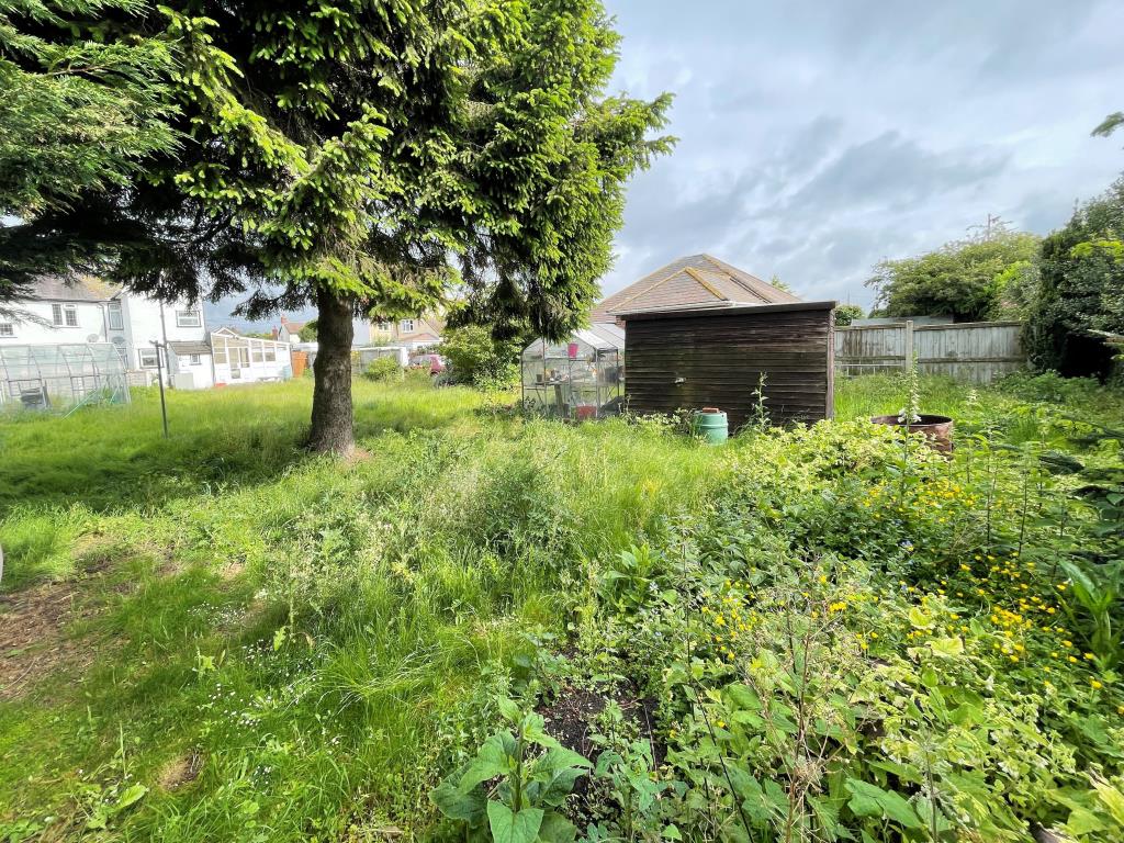 Lot: 89 - FREEHOLD LAND WITH POTENTIAL -